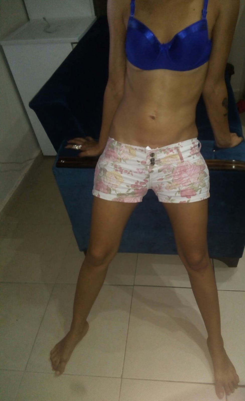 Erdemli'nin İncisi Escort Azra ile Sıradışı Geceler