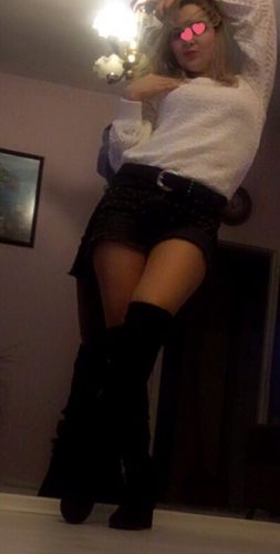 Mersin Escort Mezitli'nin Eşsiz Güzeli: 171 cm, 75 kg Boz Kıllı Melek