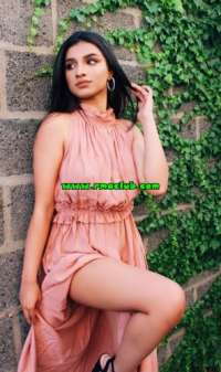Erdemli'de Doğal Güzellik Arayan Erkekler İçin Mükemmel Escort