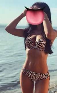 Mersin'in Sihirli Güzeli: Göz Kamaştıran Akdeniz Escort Bayanı