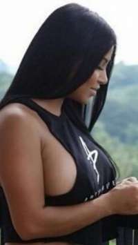 Rakipsiz Hizmetin Adı: Erdemli Escort Bayan