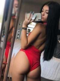 Silifke'deki Uzun Boylu ve Çekici Escort: Sevim