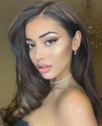 Sizi Rüya Gibi bir Maceraya Taşıyacak Erdemli Escort Bayan