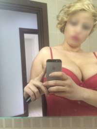Tarsus Escort Bayan: Büyüleyici ve Kendine Güvenen Ela